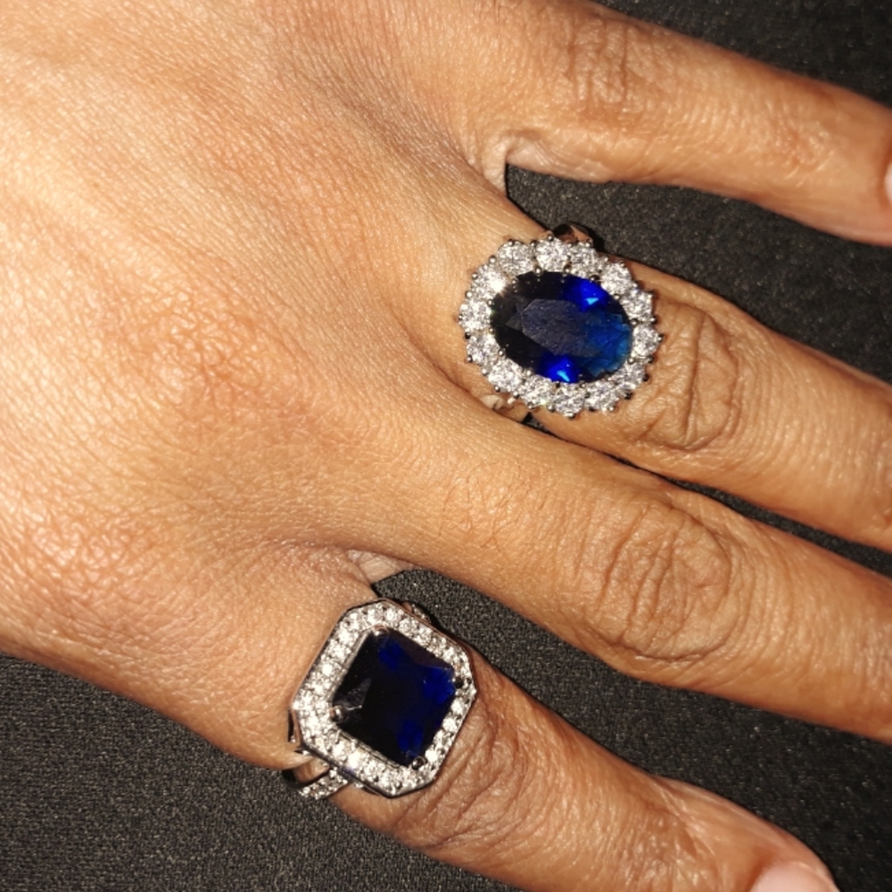 Rings.Size 7..Diamond/Sapphire